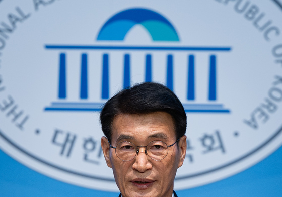 문대림 민주당 대변인, 장동혁 국민의힘 대표 5.18 묘지 방문 관련 브리핑