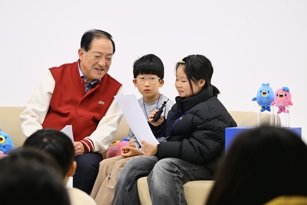 미래 크리에이터 만난 이병선 속초시장