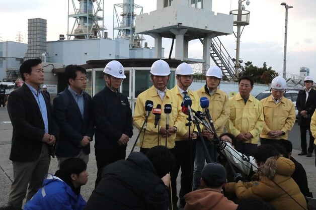 정청래 대표, 울산화력발전 사고 백브리핑