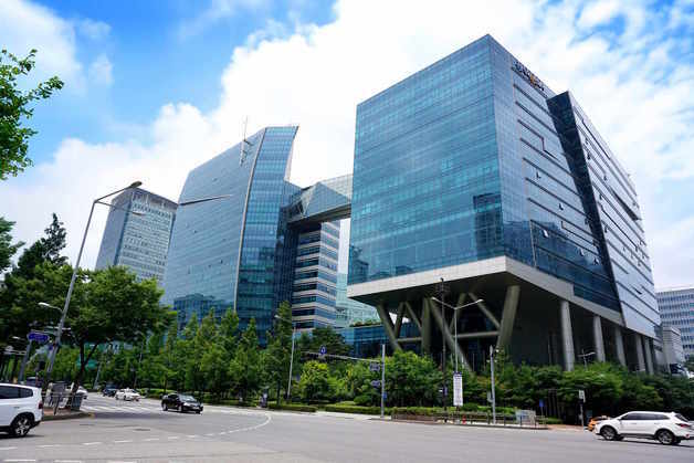 그라비티, 3분기 영업이익 213억 원…전년 동기 대비 22.8% 감소