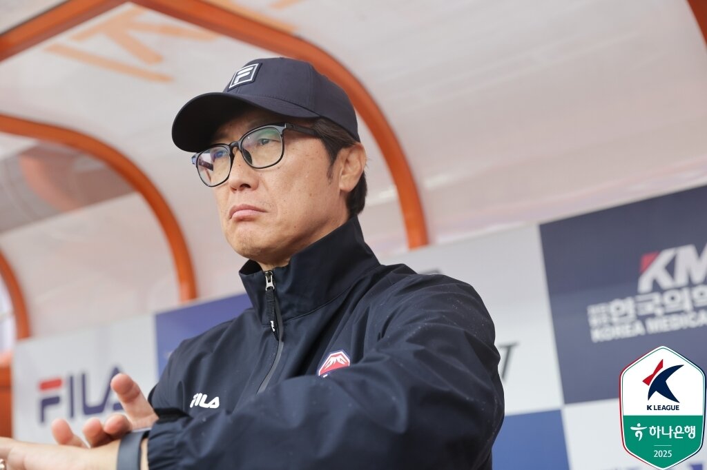 본문 이미지 - 김정수 제주 SK 감독대행. &#40;한국프로축구연맹 제공&#41;