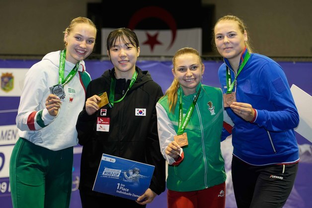 펜싱 女 사브르 에이스 전하영, 알제리 월드컵 2연패…오상욱 동메달