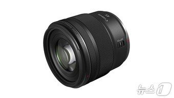 본문 이미지 - 캐논 대구경 단초점 렌즈 RF45㎜ F1.2 STM(캐논코리아 제공)