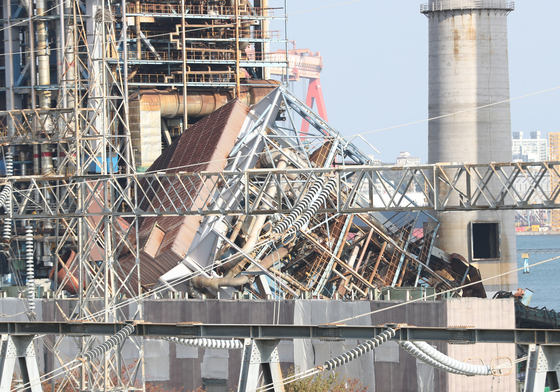민주노총 "울산화력 참사, 끊임없는 죽음의 행진 참담해"