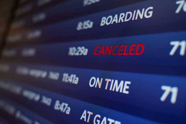 미국, 추수감사절 앞두고 셧다운 장기화에 항공편 2800편 무더기 취소