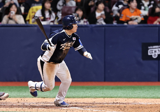 뒷심 강한 야구대표팀, 한화에 7-4 역전승…7회 4득점
