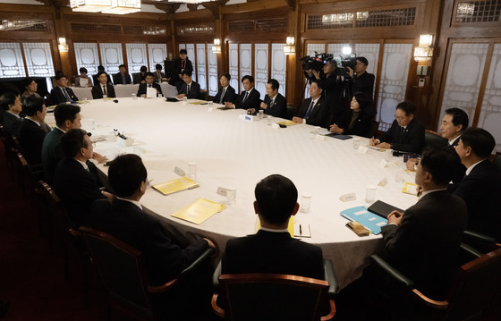 고위당정협의회 발언하는 정청래 대표