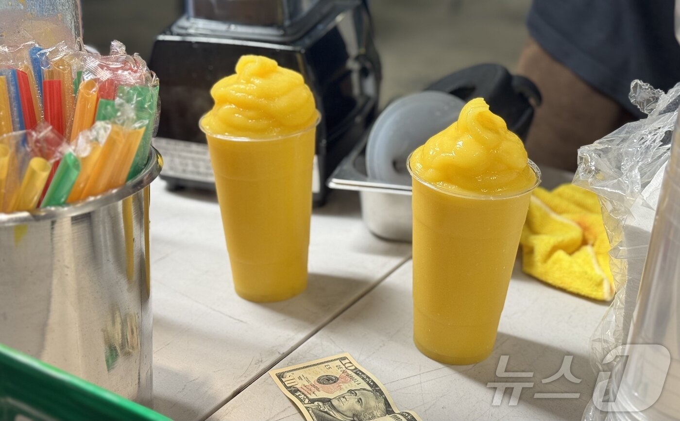 본문 이미지 - 망고주스는 꼭 먹어봐야 한다. ⓒ News1 이민주 기자