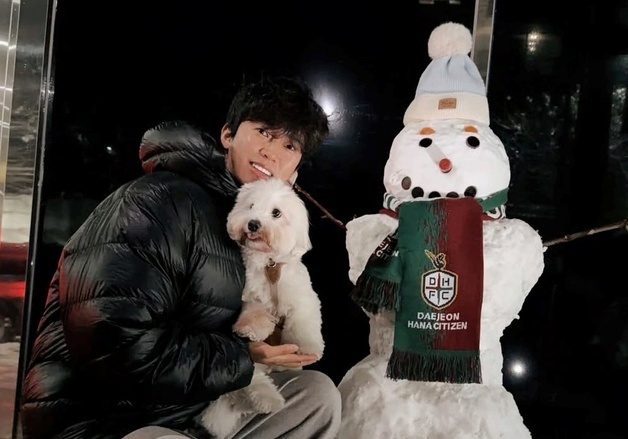 "스타만큼 멋진 팬들"…임영웅 반려견 생일에 국경 넘은 '선행'