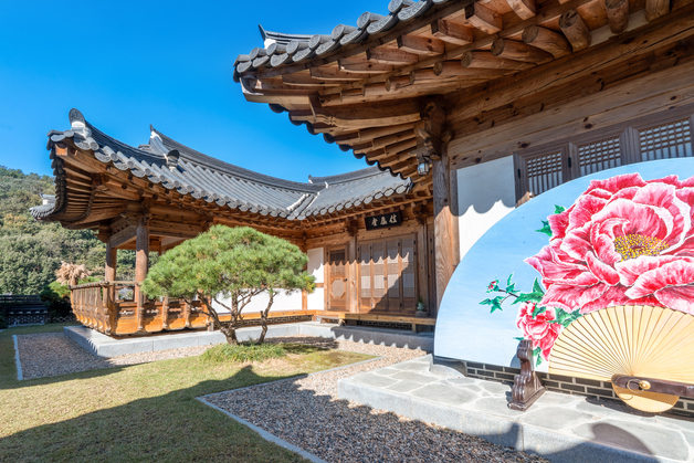 "호텔 아녀도 좋아! K감성 담은 민박"…관광공사, 우수 숙소 10곳 선정