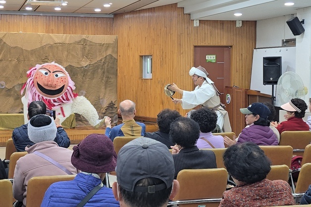 충주시 '청춘떴다방' 내년부터 서충주로 확대 운영