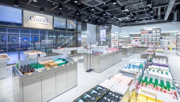 현대홈쇼핑, 업계 첫 뷰티 편집숍 '코아시스' 오픈