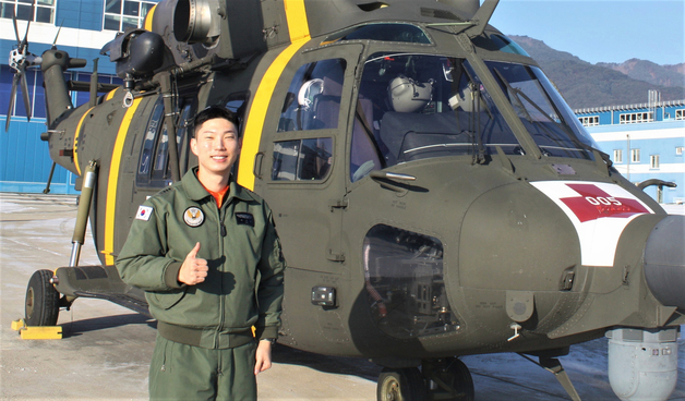 "살려주세요" 차에 깔린 50대 남성, 퇴근하던 육군 대위가 살려