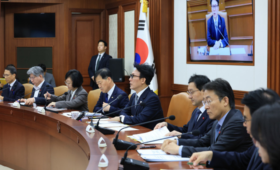국가정책조정회의 주재하는 김민석 총리