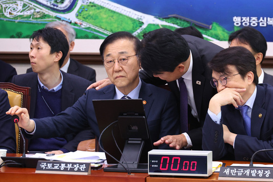 김윤덕 장관 "집값 과열 지적은 침소봉대…시장 자극 우려"