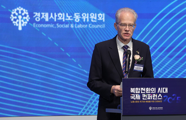 축사하는 주한스웨덴대사