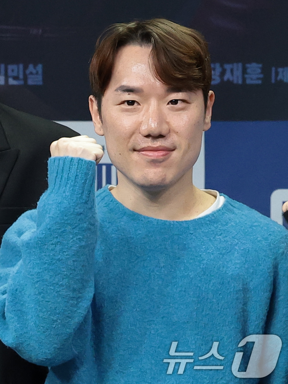 (서울=뉴스1) 권현진 기자 = 강태흠 PD가 10일 오전 서울 마포구 MBC 신사옥에서 열린 MBC 새 일일드라마 '첫 번째 남자'(극본 서현주, 안진영)의 제작발표회에서 포즈를 …