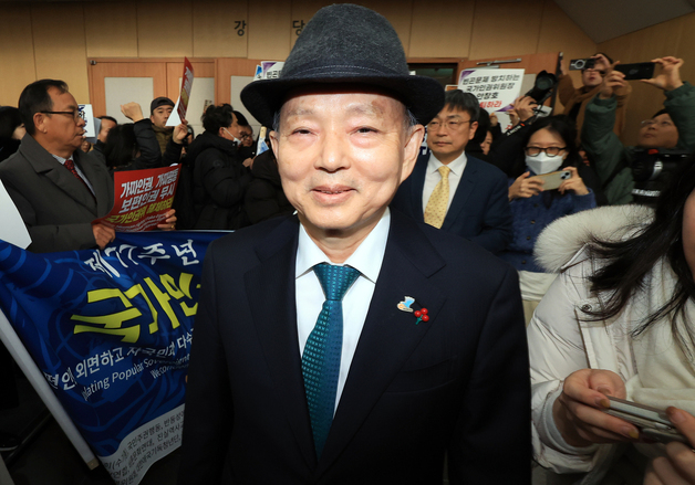 [재산공개] 안창호 인권위원장 34억…송기춘 이태원 특조위원장 11억