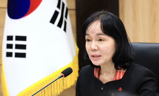 모두발언하는 송경희 개인정보보호위원장