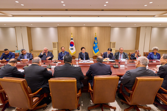 태평양도서국 외교장관 단체 만난 이재명 대통령