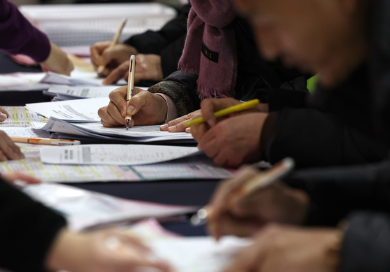 치열한 어르신들의 취업전선