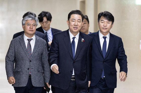 회동 향하는 김병기 원내대표