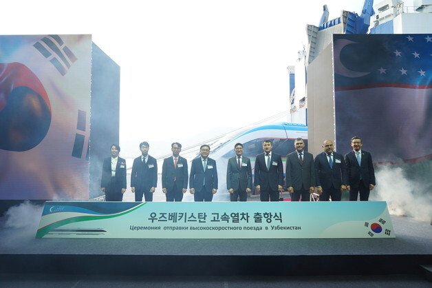 현대로템, 국산 고속철 해외 시장 첫선…우즈벡 초도물량 조기출고