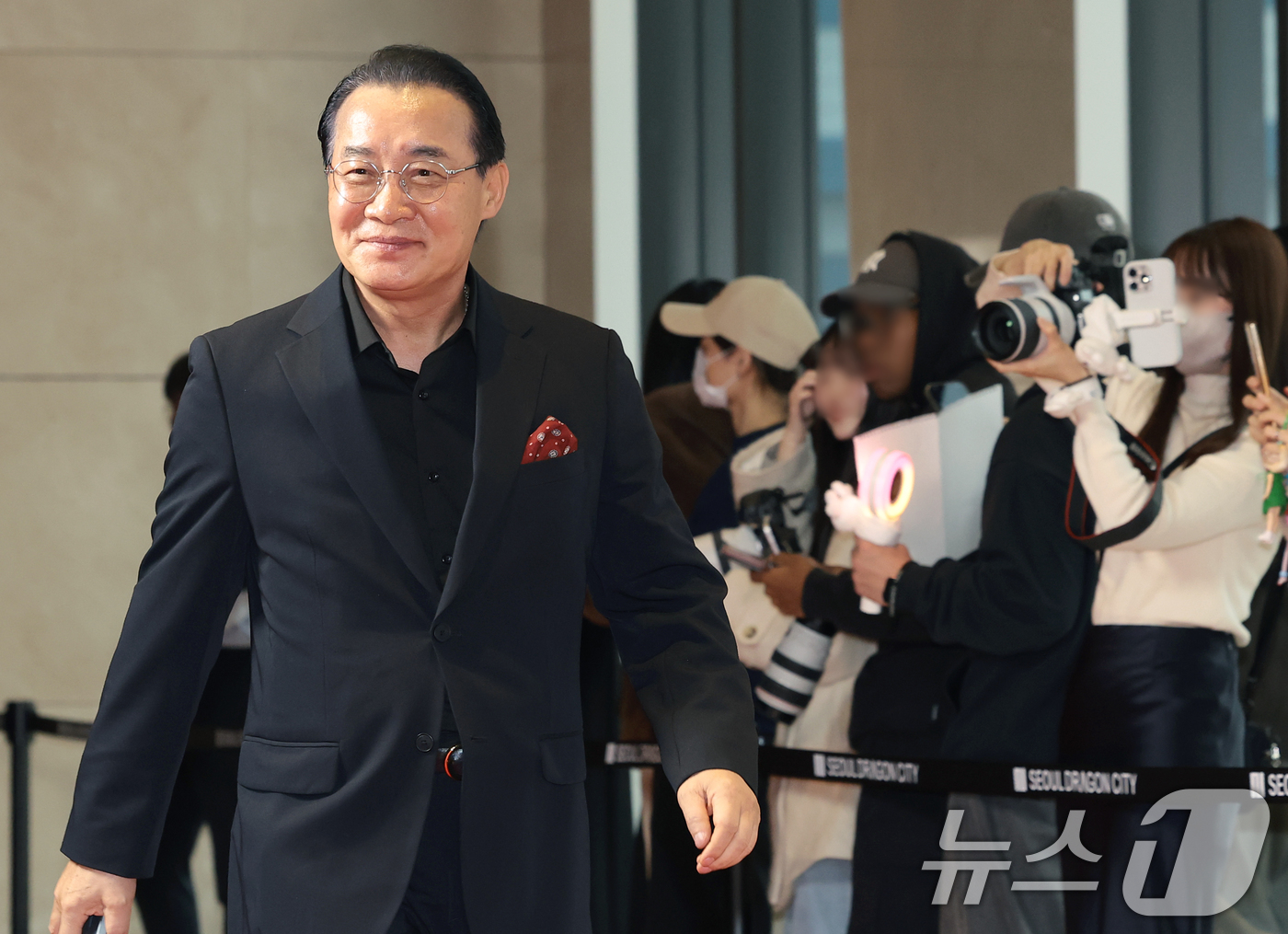 (서울=뉴스1) 권현진 기자 = 배우 독고영재가 10일 오후 서울 용산구 서울 드래곤시티에서 열린 ‘2025 서울국제영화대상’ 레드카펫 행사에 참석하고 있다. 2025.12.10/ …