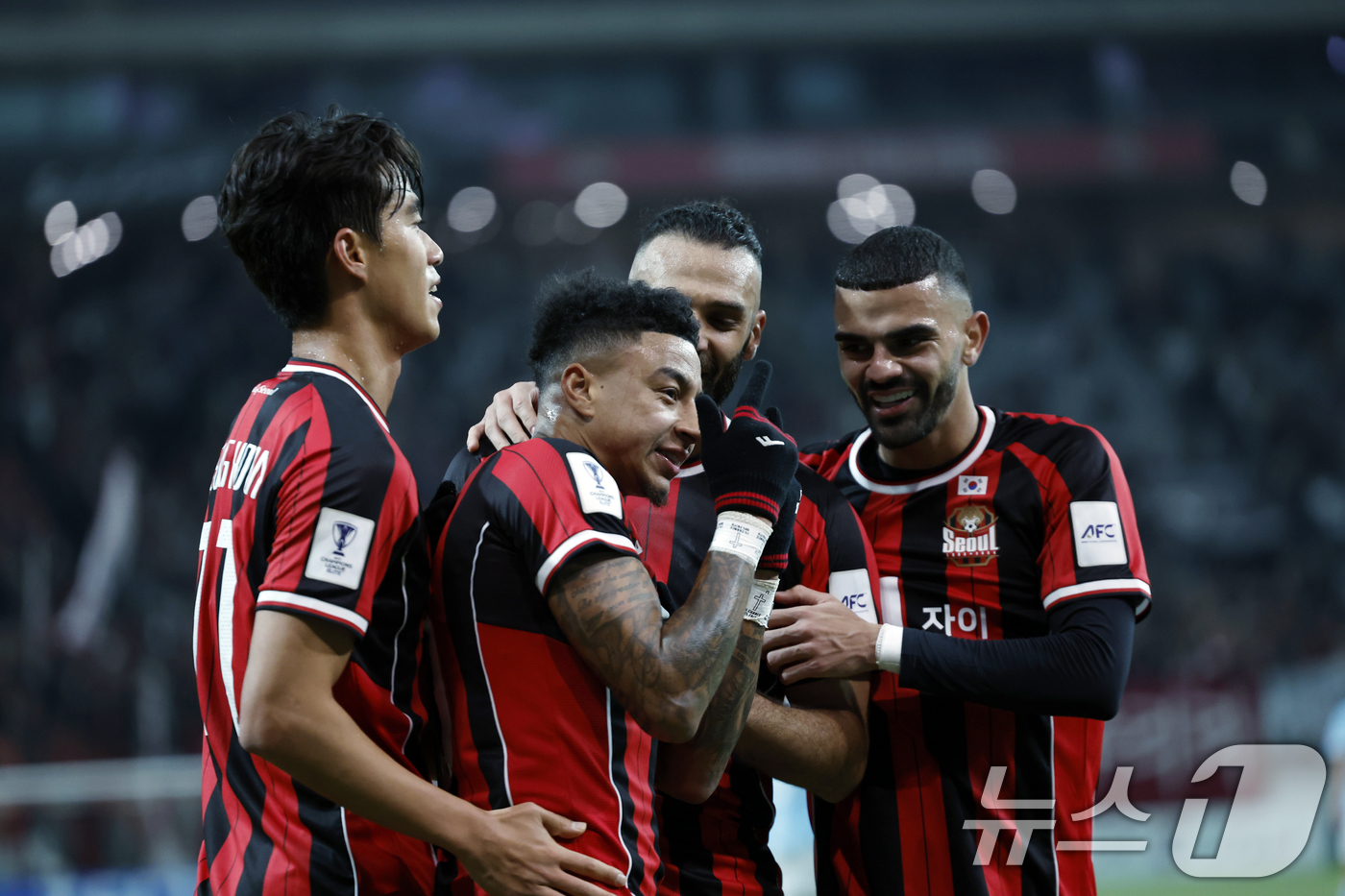 (서울=뉴스1) 박정호 기자 = 10일 오후 서울시 마포구 월드컵로 서울월드컵경기장에서 열린 AFC 챔피언스리그 엘리트(ACLE) 2025/26 리그 스테이지 6차전 FC서울과 멜 …