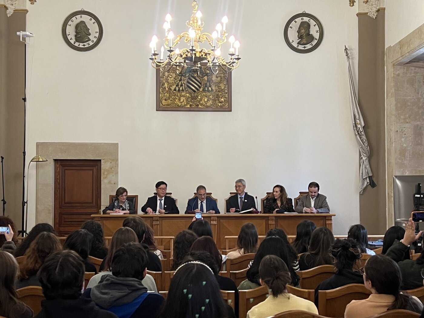 본문 이미지 - 스페인 살라망카대학교에 &#39;한국자료실&#39; 개관식 &#40;국립중앙도서관 제공&#41;