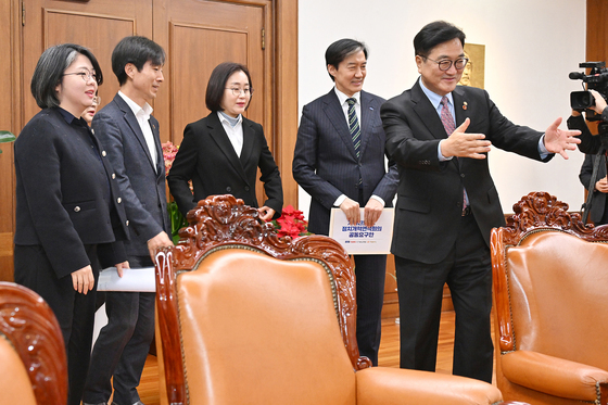 개혁진보 4당 맞이하는 우원식 국회의장