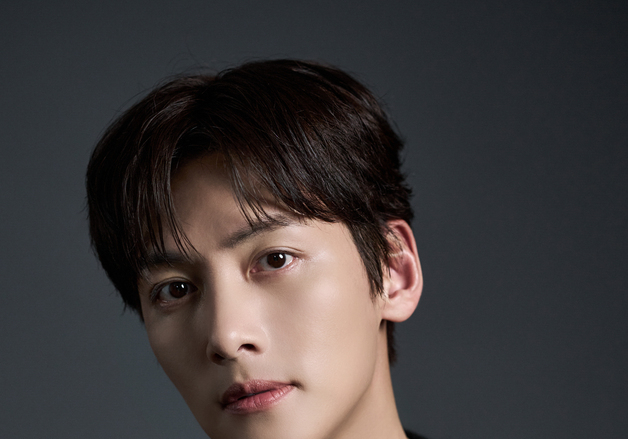 지창욱 "디즈니+ 아들? 피고용인으로서 감사…개런티만큼 최선" [N인터뷰]