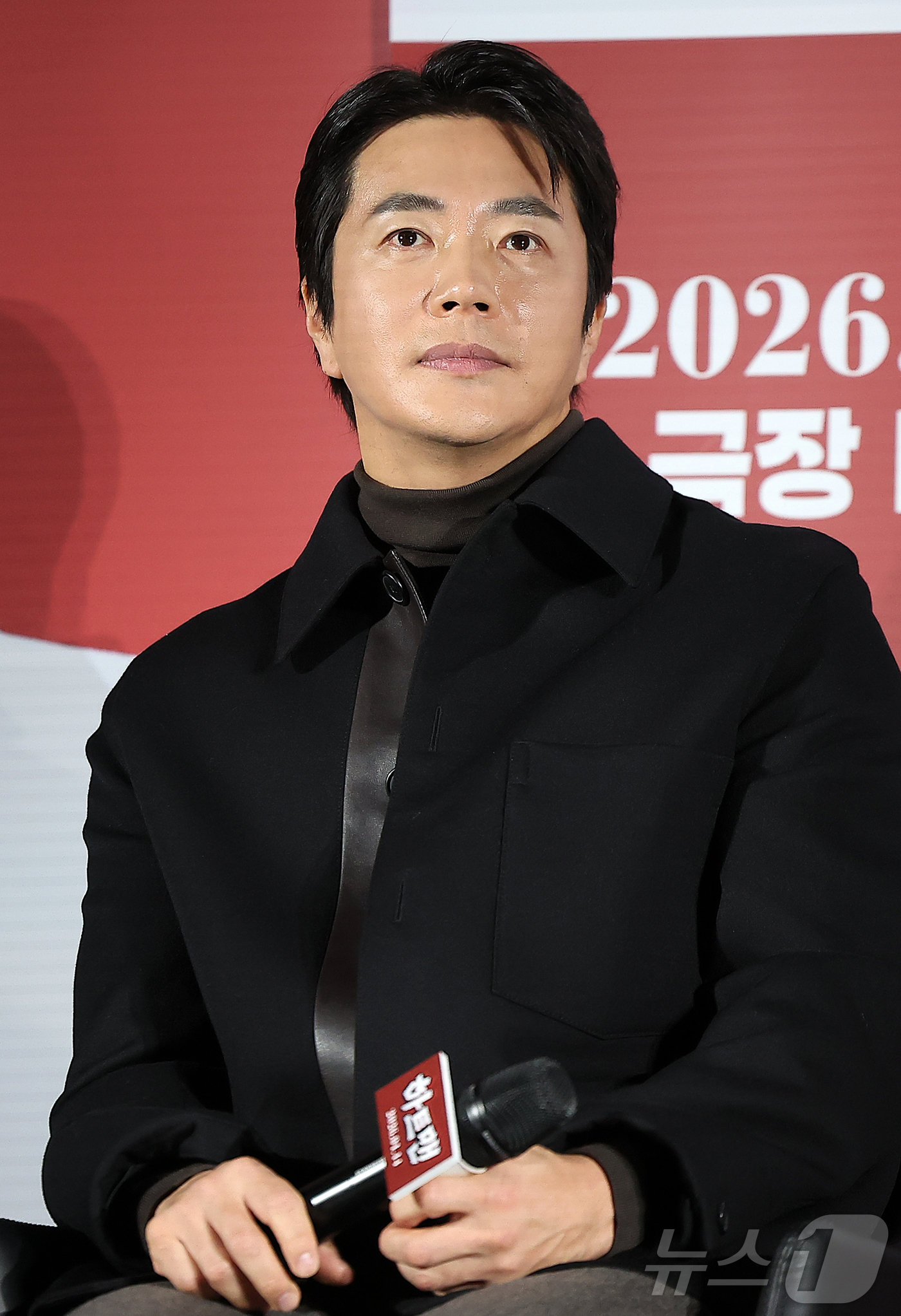 (서울=뉴스1) 김진환 기자 = 배우 권상우가 11일 오전 서울 광진구 롯데시네마 건대입구에서 열린 영화 ‘하트맨’ 제작보고회에 참석해 취재진 질문을 듣고 있다.‘하트맨’은 돌아온 …