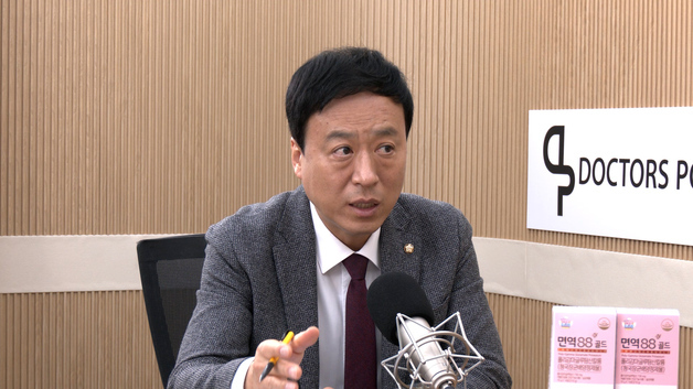 정성국 "전재수 사의, '꼬리 자르기' 의심된다"[팩트앤뷰]