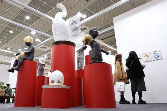 다양한 수공예 작품이 한 자리에