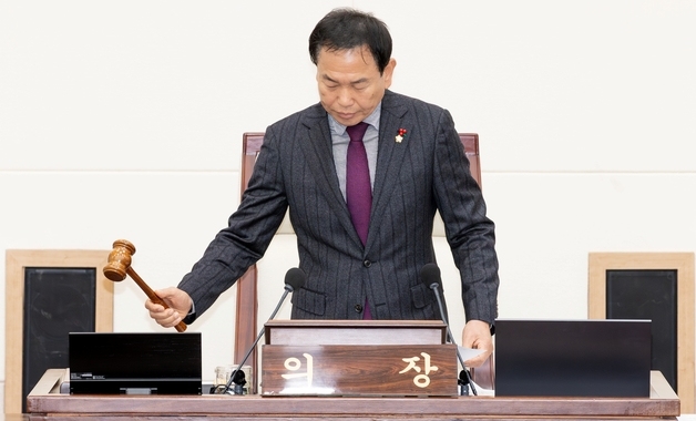 구미시의회, 내년 예산 42억 삭감…"의회와 협의 없어"