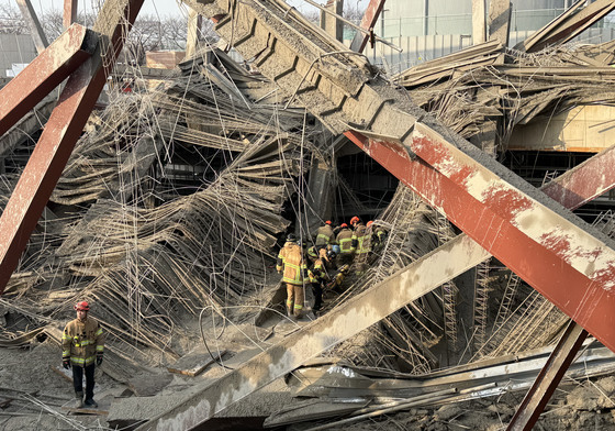 광주대표도서관, 공사 재개 3개월 만에 '4명 매몰' 참사(종합)