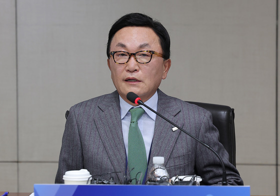 모두발언하는 박현주 회장