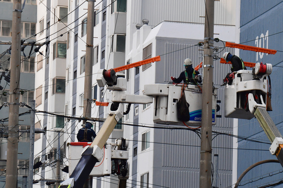 전기 선로 보수 공사