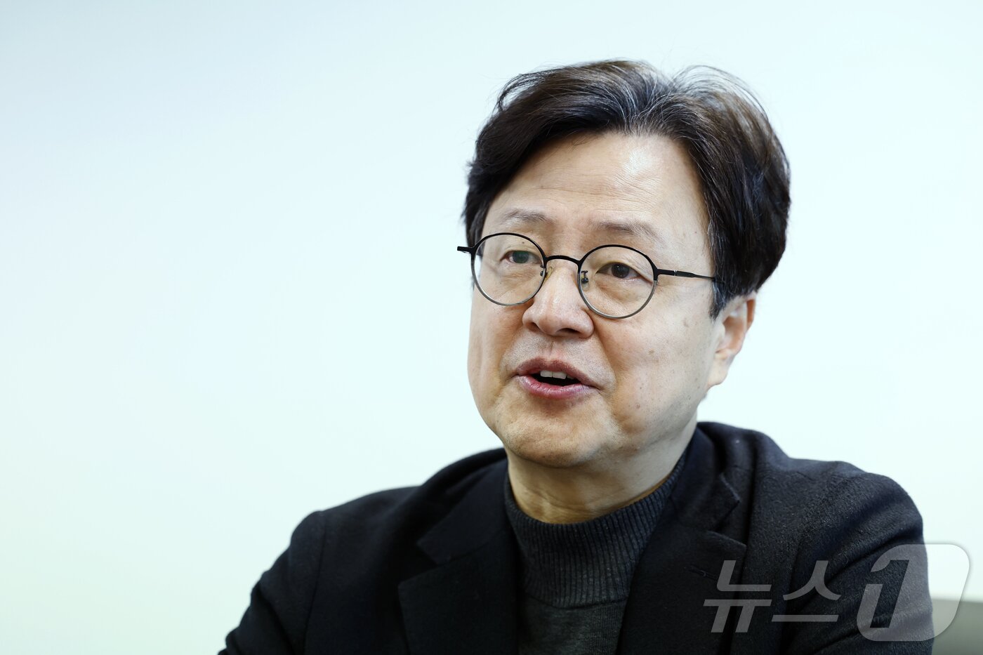 본문 이미지 - 최규완 경희대학교 호텔관광대학 교수가 서울 종로구 뉴스1 본사에서 인터뷰를 하고 있다. ⓒ News1 박정호 기자