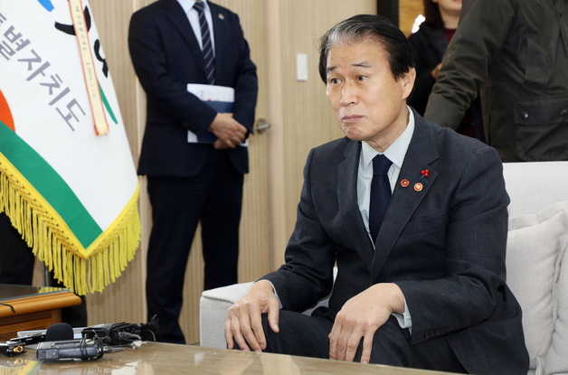 제주도청 찾은 권오을 보훈부 장관