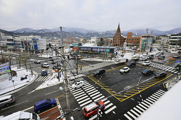 눈 내린 속초시