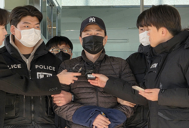 '천안 층간소음 이웃 살해' 양민준 구속 송치(종합)