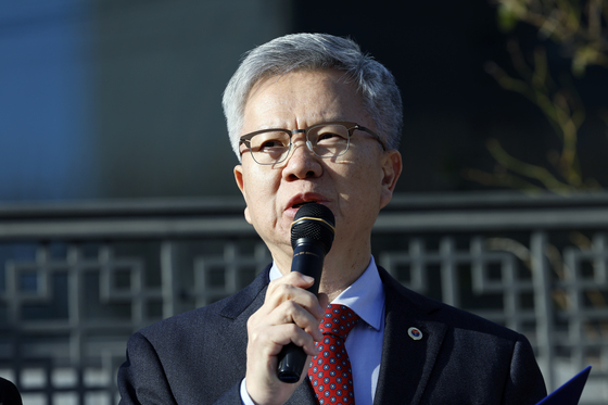 의협 회장 "의사 인력 추계위, 지난 정부 답습 말아야…근거 부족시 '단식'"