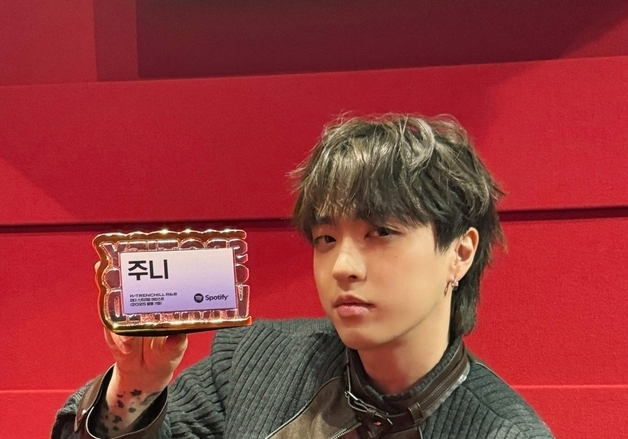 주니, 스포티파이 亞 'K-트렌칠 R&B' 최다 스트리밍 1위