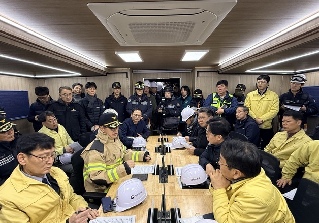 광주 도서관 공사장 수색 일시 중단…"현장 안전 확보 최우선"