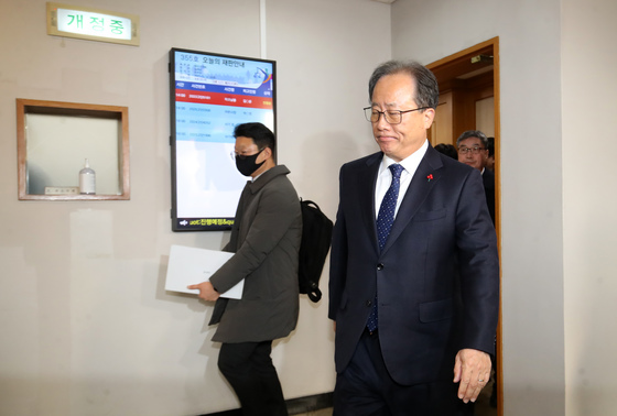 '해직교사 특채' 김석준 부산시교육감, 직 상실 위기