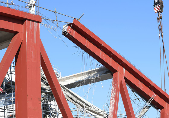 안정화 위해 보강작업하는 광주 붕괴현장