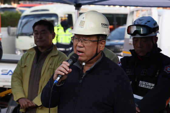 발언하는 선영표 건설사업단장