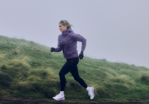 "산길로 마라톤"…트레일 러닝 유행에 코오롱FnC 매출 153% '껑충'